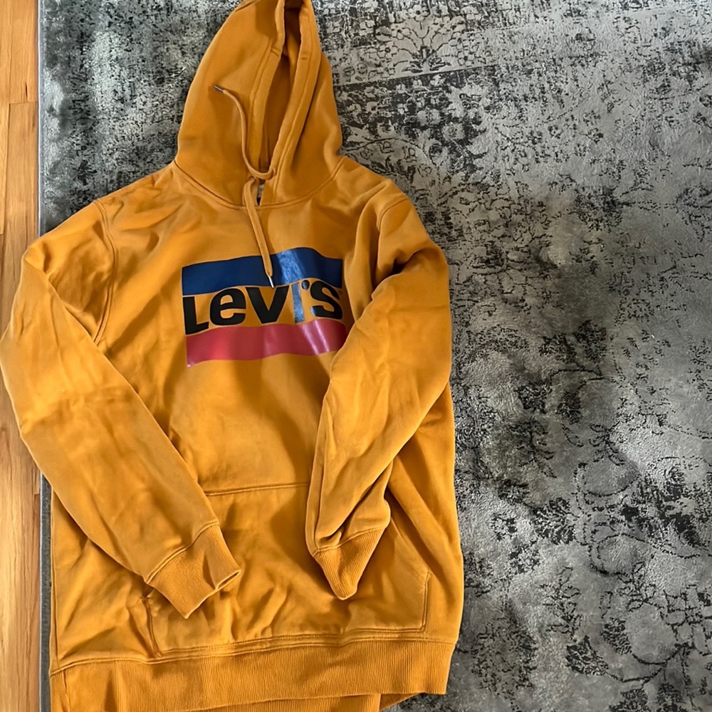 XL Levi’s Hoodie